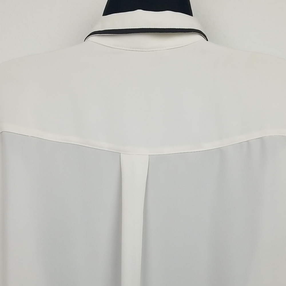 H&M Cream Button Down Shirt with Black Trim (Size 8) - Picture 6 of 11